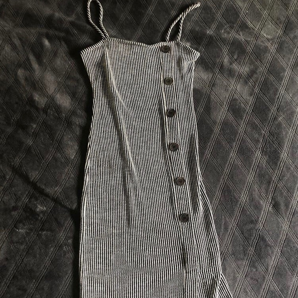 striped bodycon dress